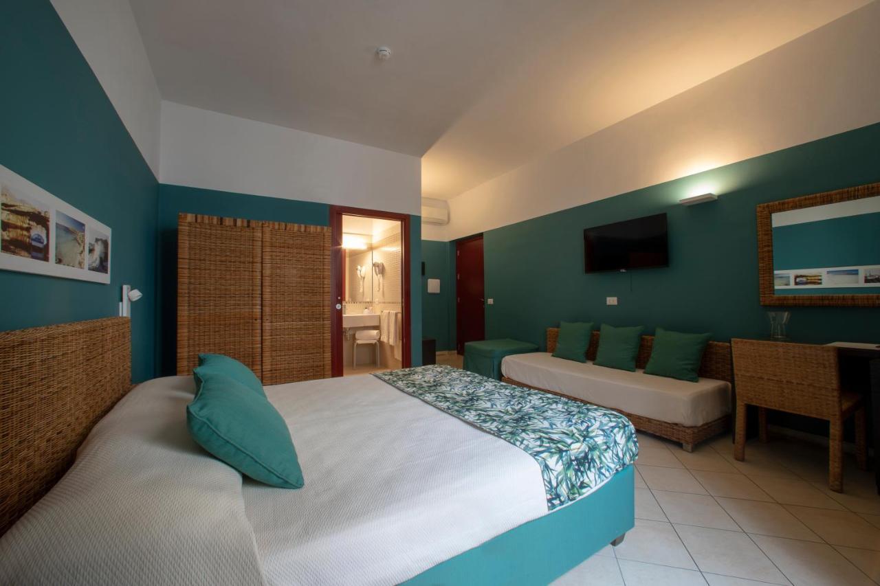 Hotel Insula 3*