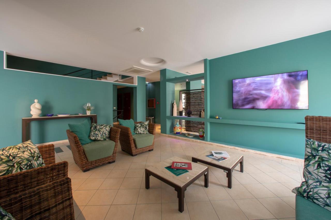 Hotel Insula 3*