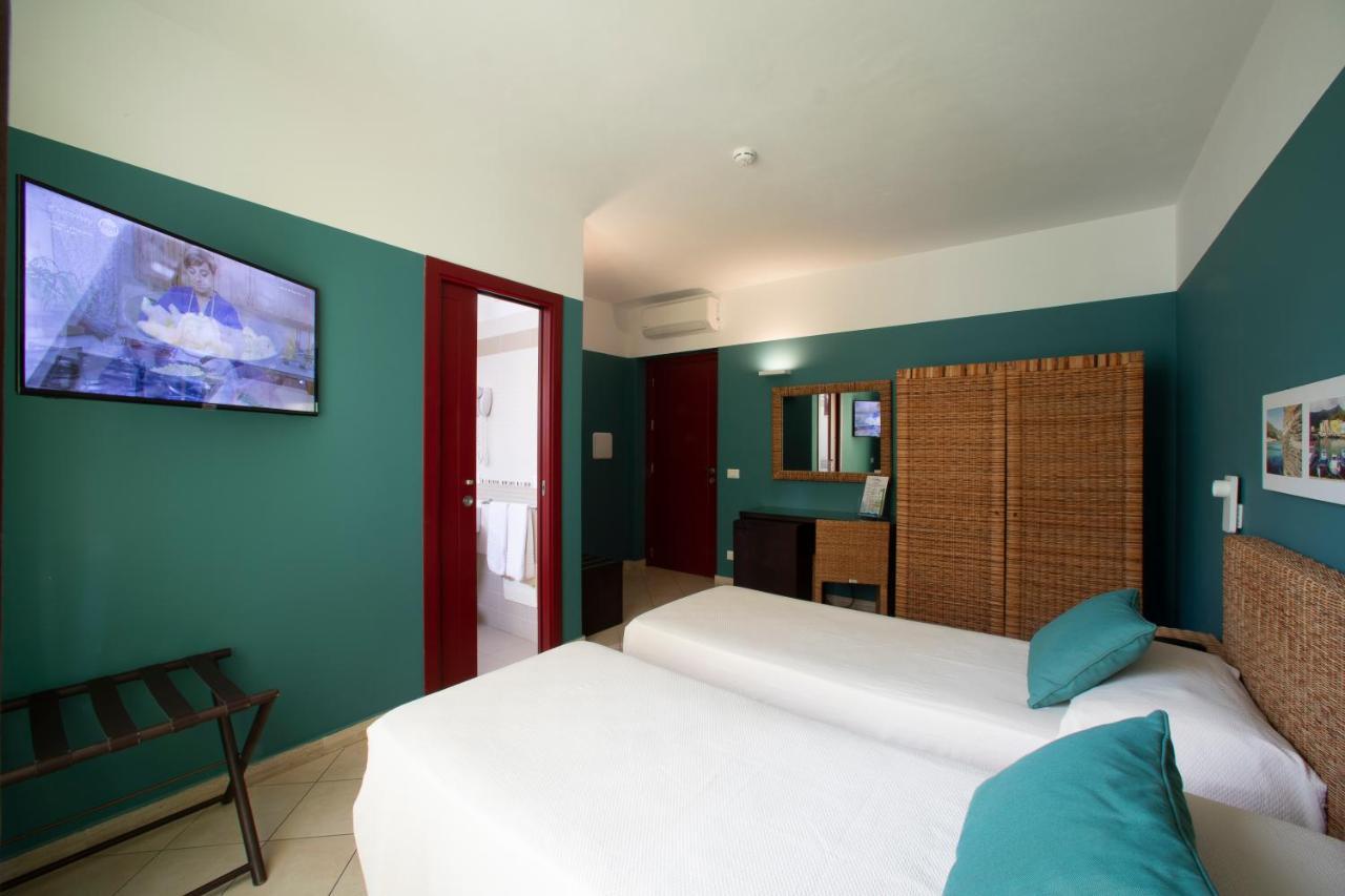 Insula Hotel