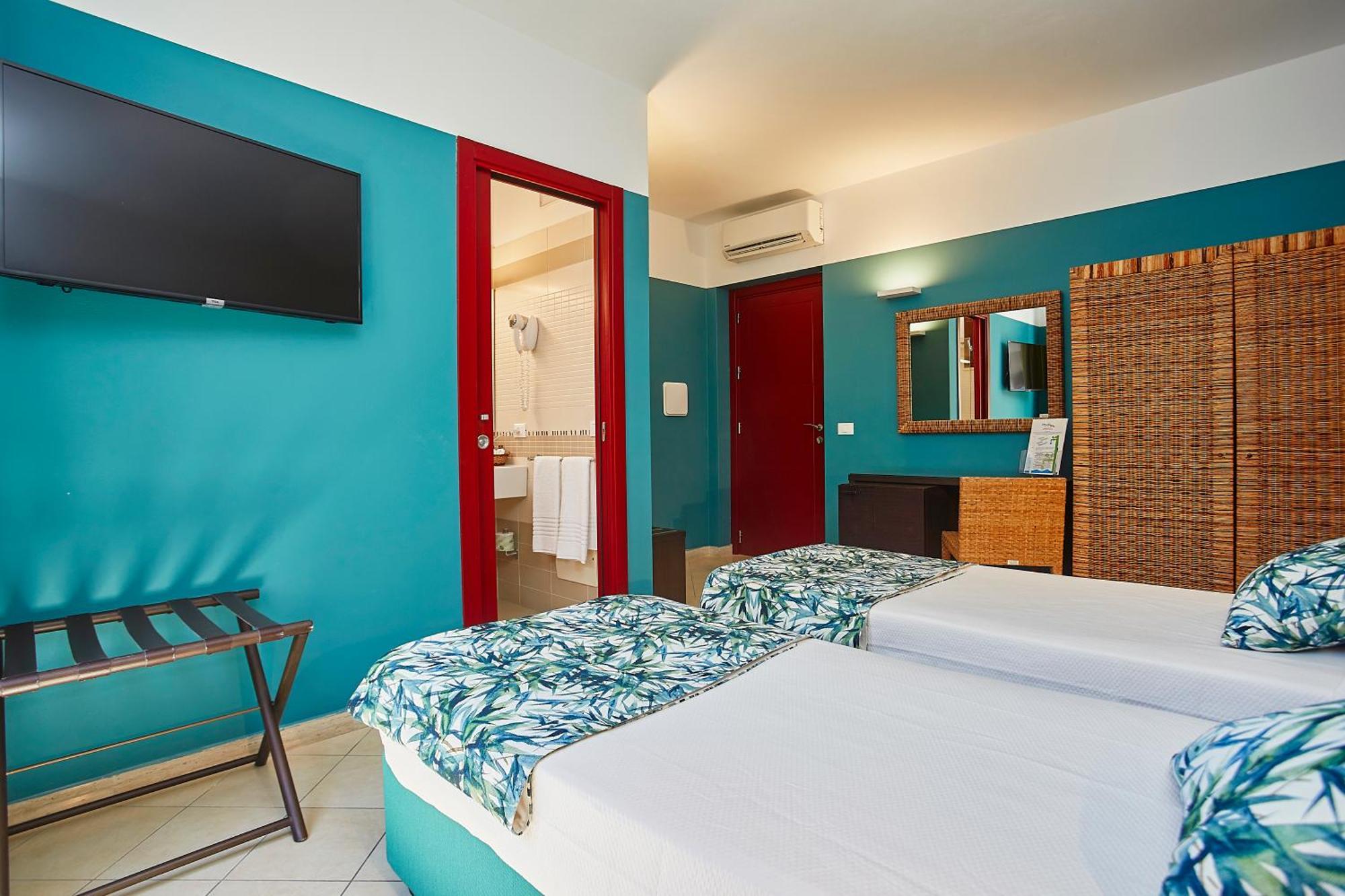 Hotel Insula 3*